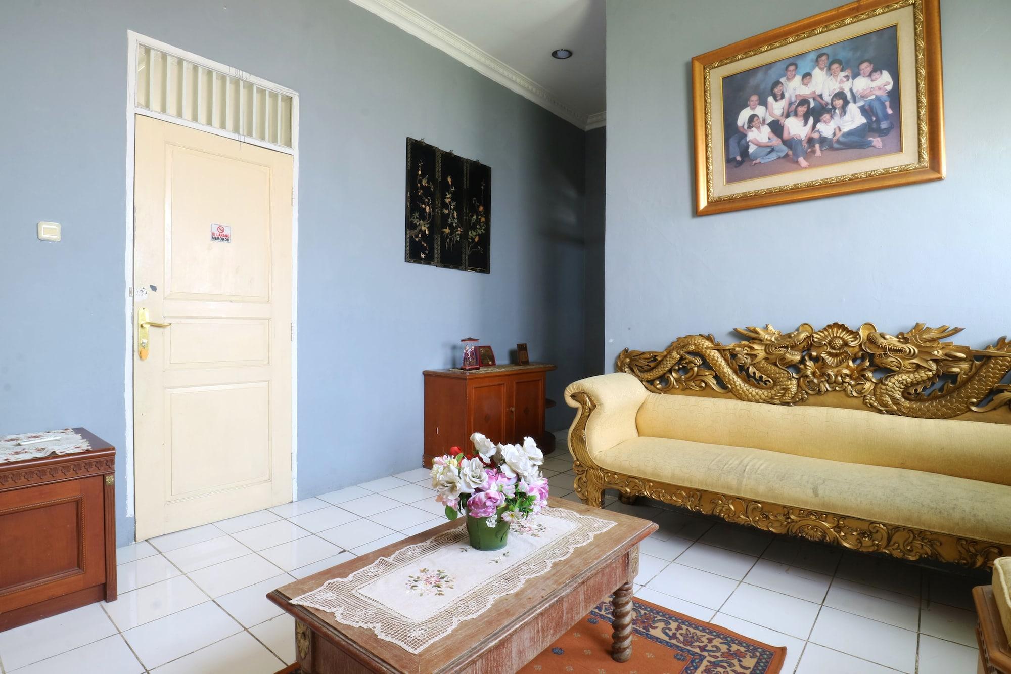 Villa Sri Manganti Jakarta Extérieur photo