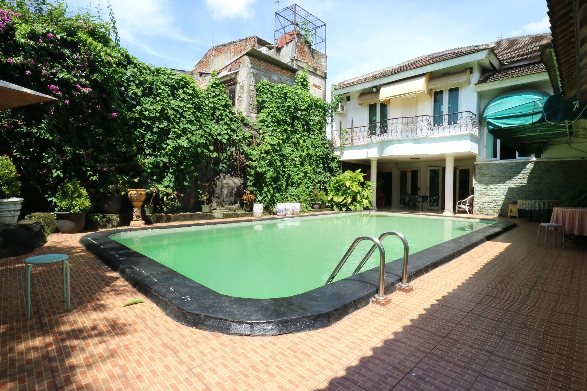 Villa Sri Manganti Jakarta Extérieur photo